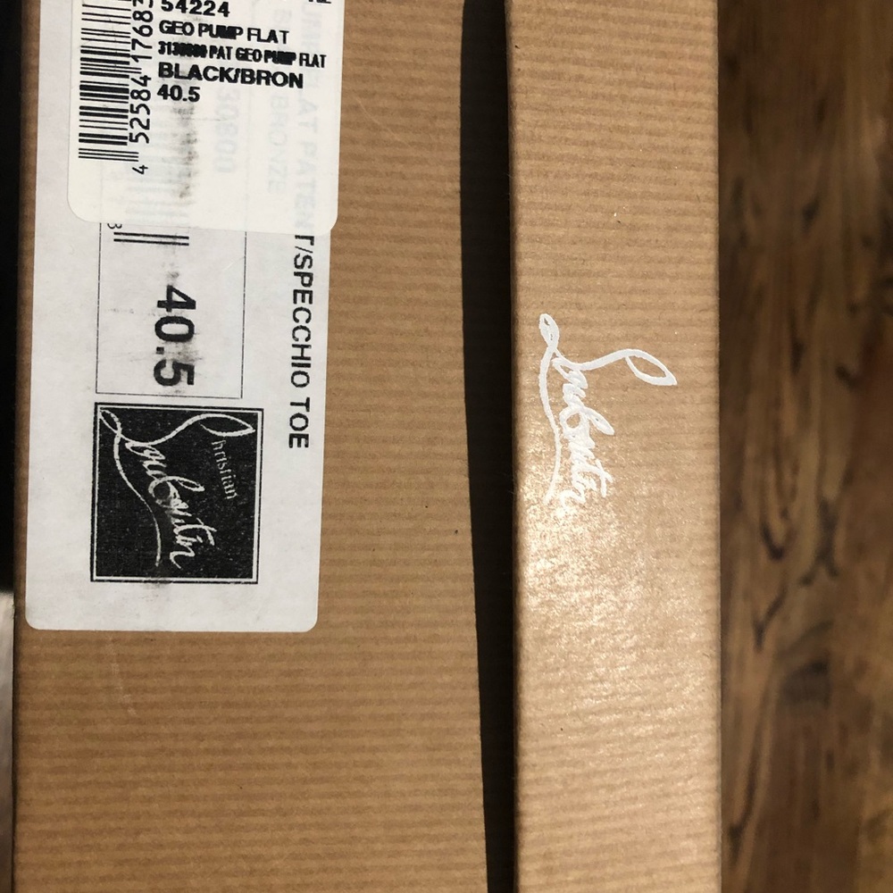 Christian louboutin flats